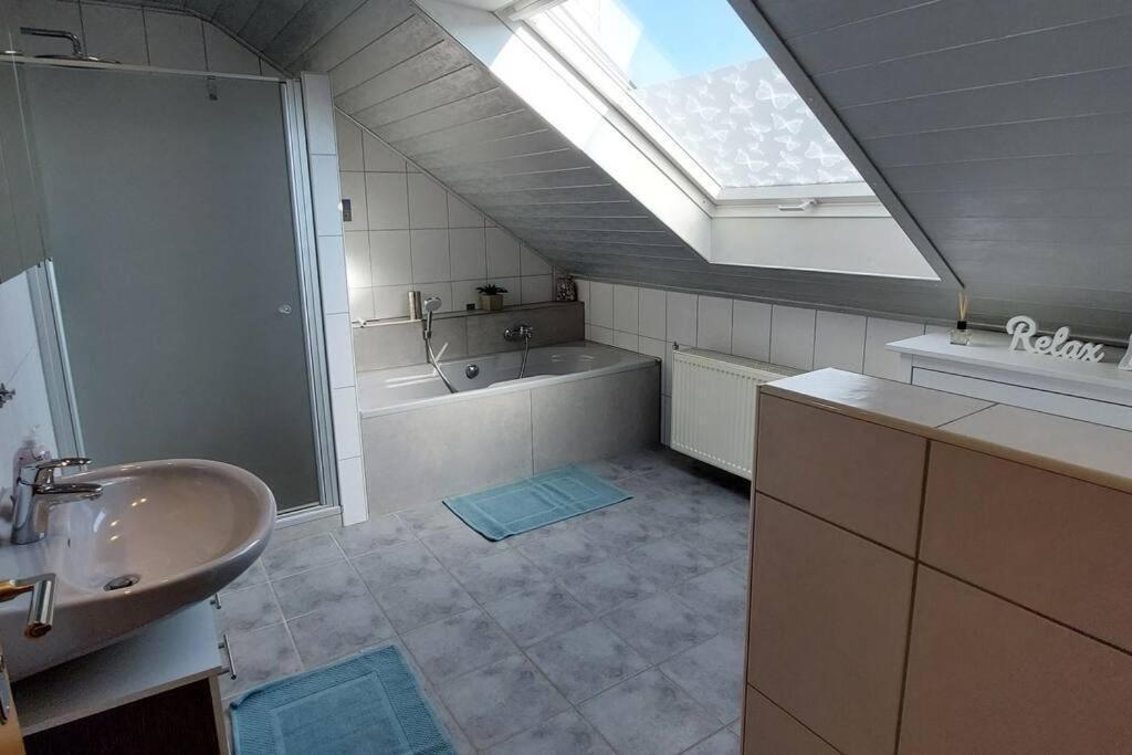 Grosse Tolle 4 Zimmer Ferienwohnung Im Herzen Des Odenwaldes Mörlenbach Εξωτερικό φωτογραφία