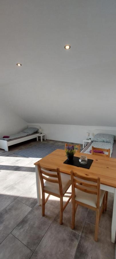 Grosse Tolle 4 Zimmer Ferienwohnung Im Herzen Des Odenwaldes Mörlenbach Εξωτερικό φωτογραφία
